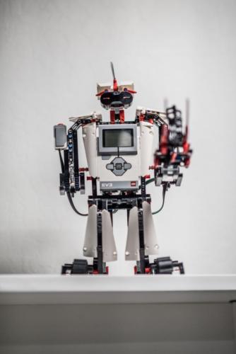 a robot project from a science or engineering class