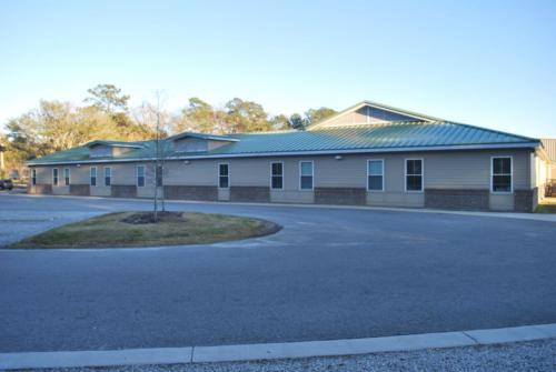 The pickup/drop-off zone at Lowcountry Leadership Charter School